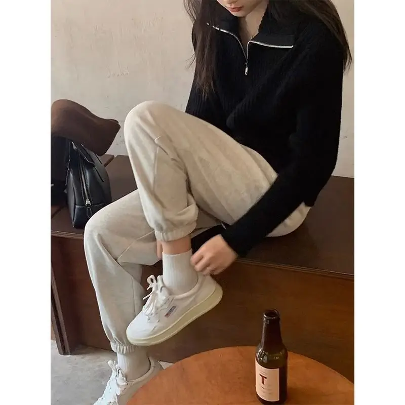 2026 Autumn/Winter New Zipper Sweater Knitwear for Women, Loose Fit, Stylish and Unique Design, Trendy Base Layer Top