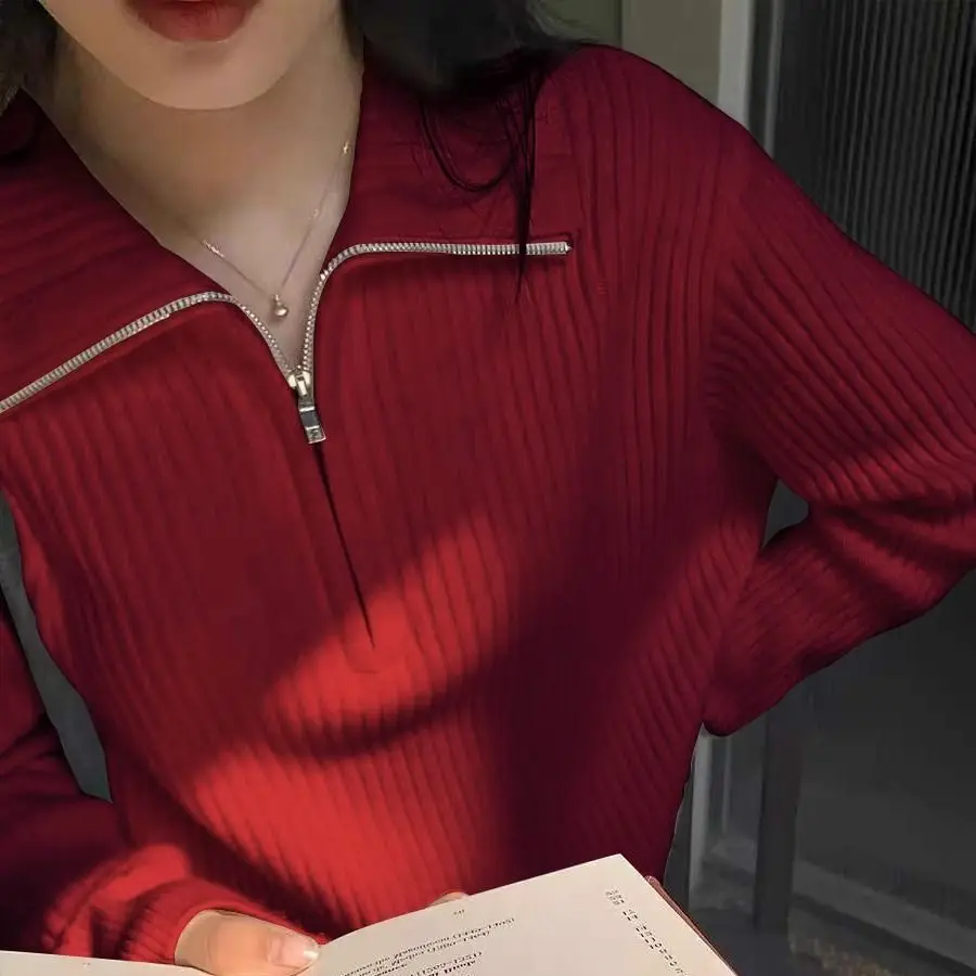 2026 Autumn/Winter New Zipper Sweater Knitwear for Women, Loose Fit, Stylish and Unique Design, Trendy Base Layer Top