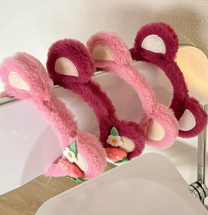 Pink Plush Bear Ear Hairband for Girls — feature 3