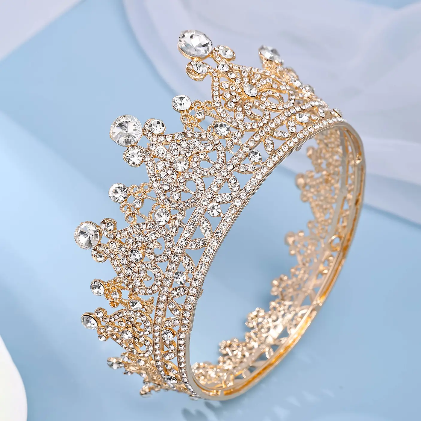 European Bridal Crown with Rhinestones for Wedding — feature 3