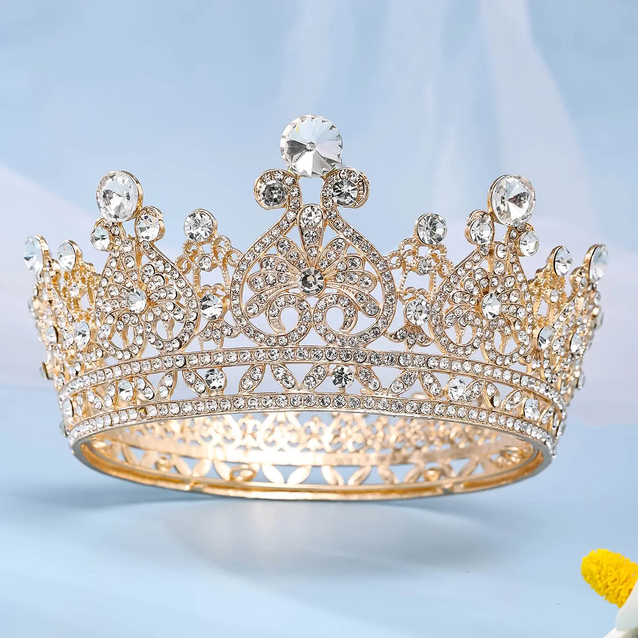 European Bridal Crown with Rhinestones for Wedding — feature 5