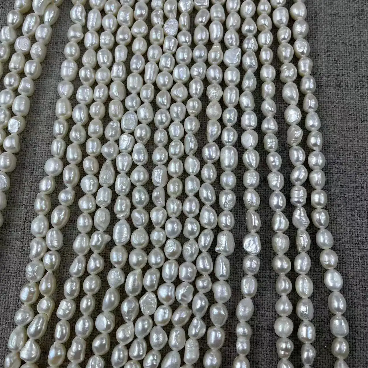 Natural Freshwater Pearl Light Baroque Necklace Bracelet — feature 9