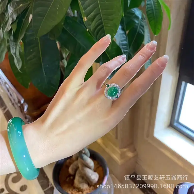 Green Chalcedony National Style Ring with Platinum Plating — feature 3