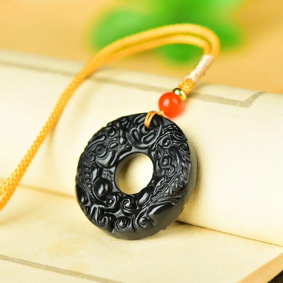 Black Gold Jade Beast Double Sided Pendant — feature 7