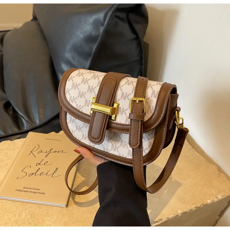 Women's Retro Crossbody Bag with Gold Clasp — feature 23