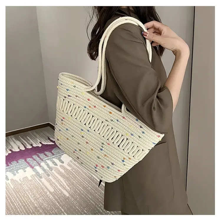 French Straw Woven Bag for Women, Large Capacity, Cross-border Holiday Use - Image 4