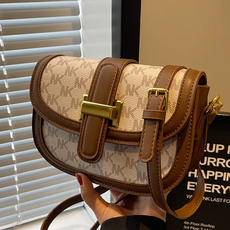 Vintage Saddle Bag Brown Gold Clasp Women - Image 2