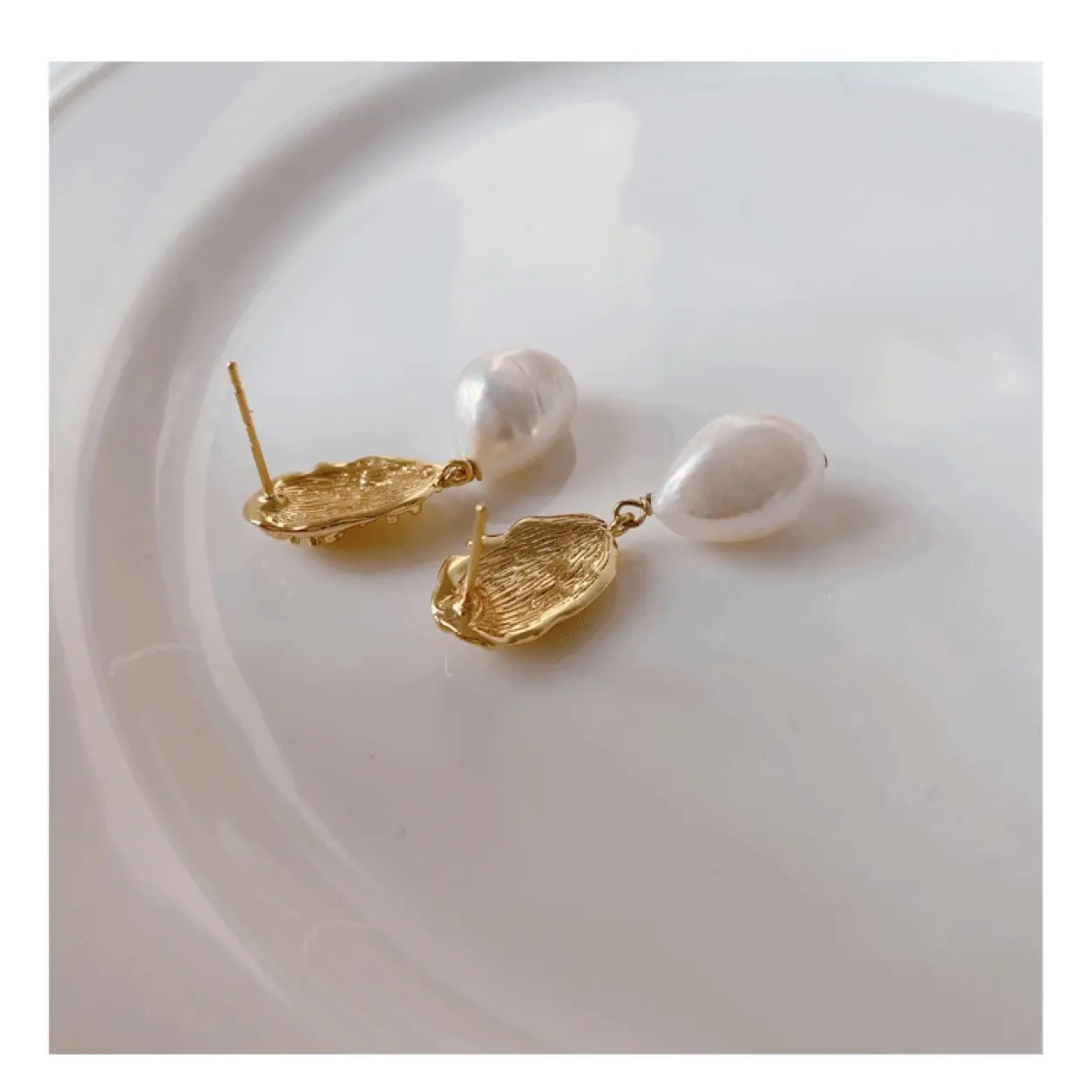 Pearl Earrings Gold Plated Silver Needle Drawn - Image 3