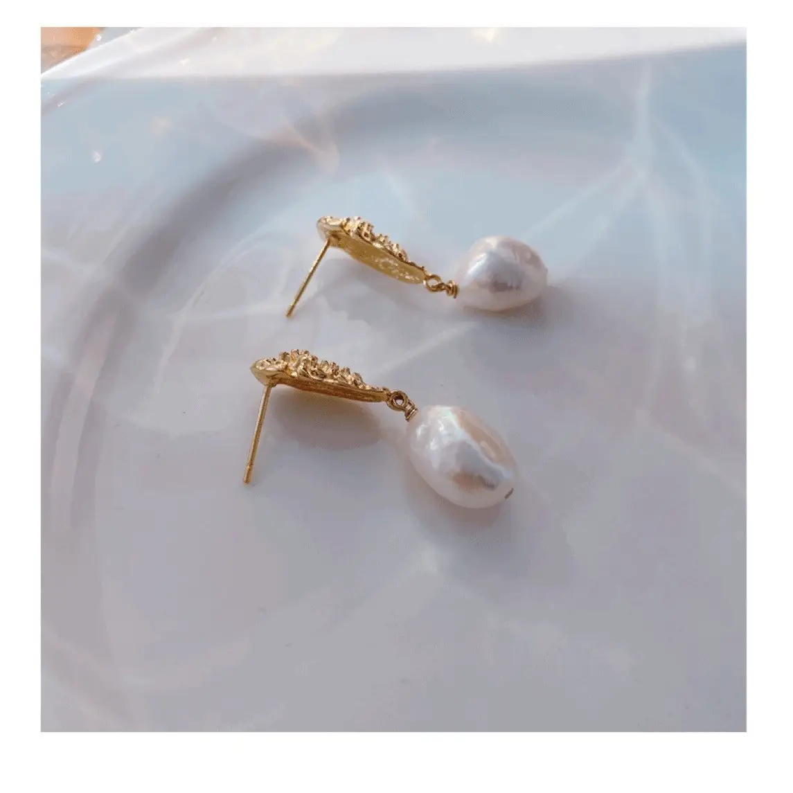 Pearl Earrings Gold Plated Silver Needle Drawn - Image 4