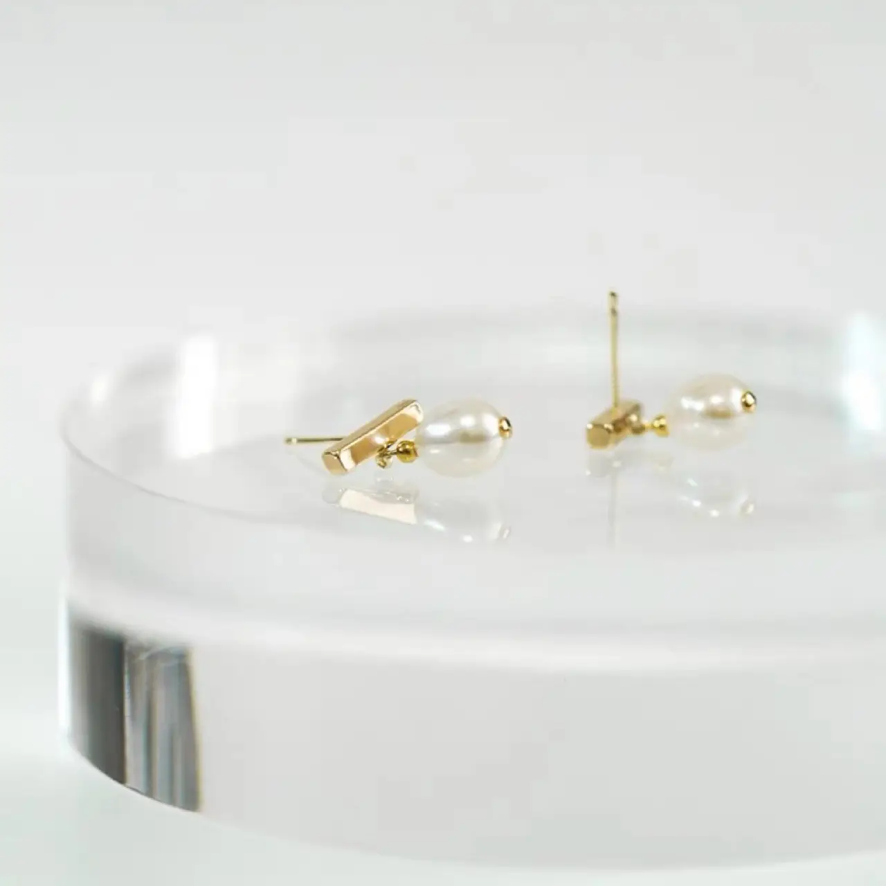 Natural Pearl Earrings Small Elegant Gold T-Shape