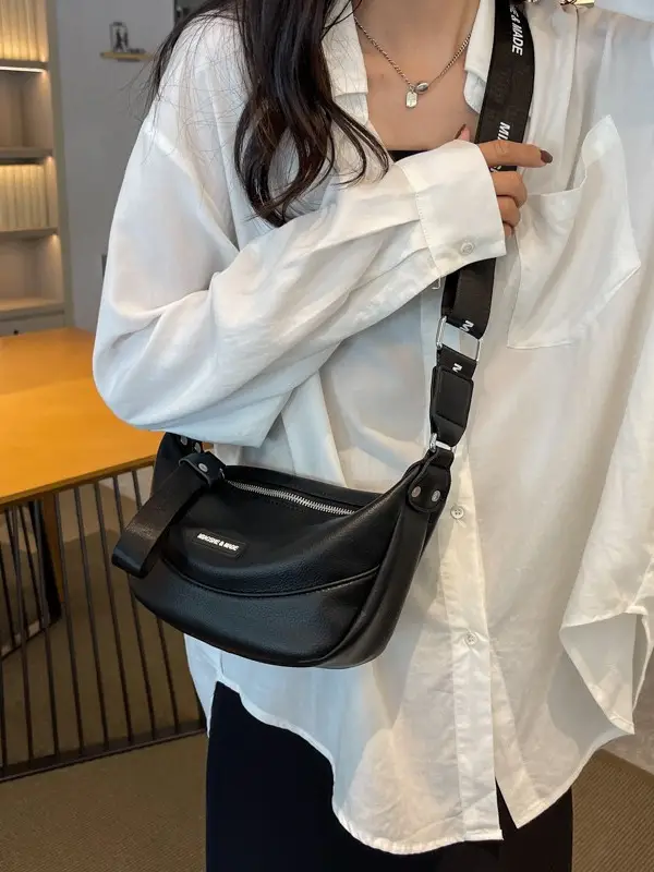 Women's French Niche Shoulder Messenger Bag Beige Black