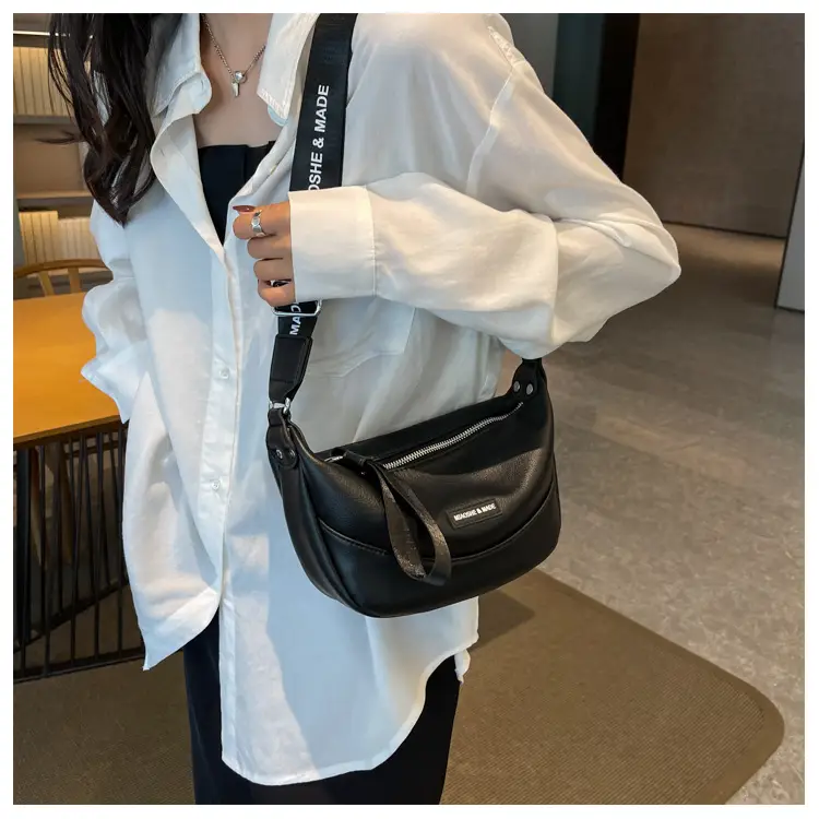 Women's French Niche Shoulder Messenger Bag Beige Black — feature 9