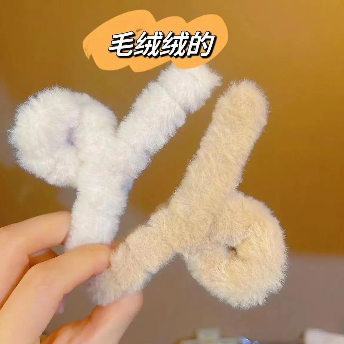 Winter Hairpins & Plush Headbands Set 111 Pcs - Image 6