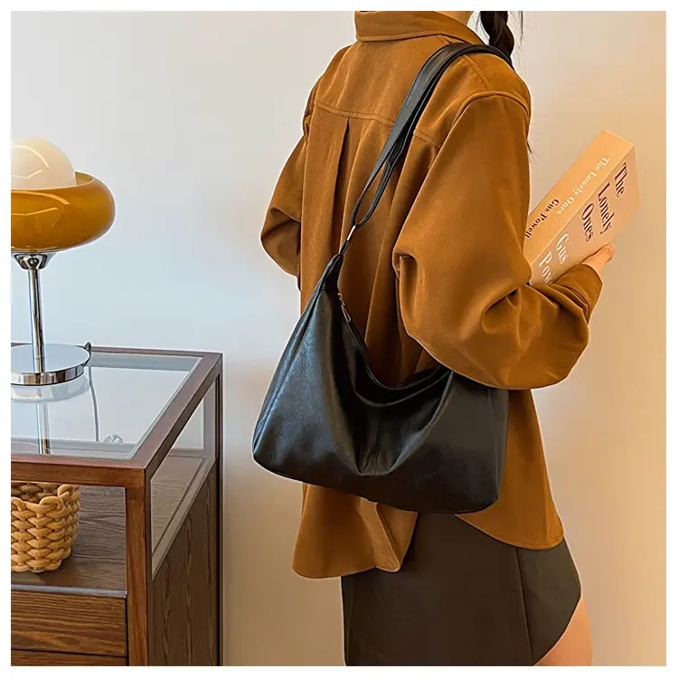 Soft PU Shoulder Bag Women's 2023 Autumn Winter New — feature 18
