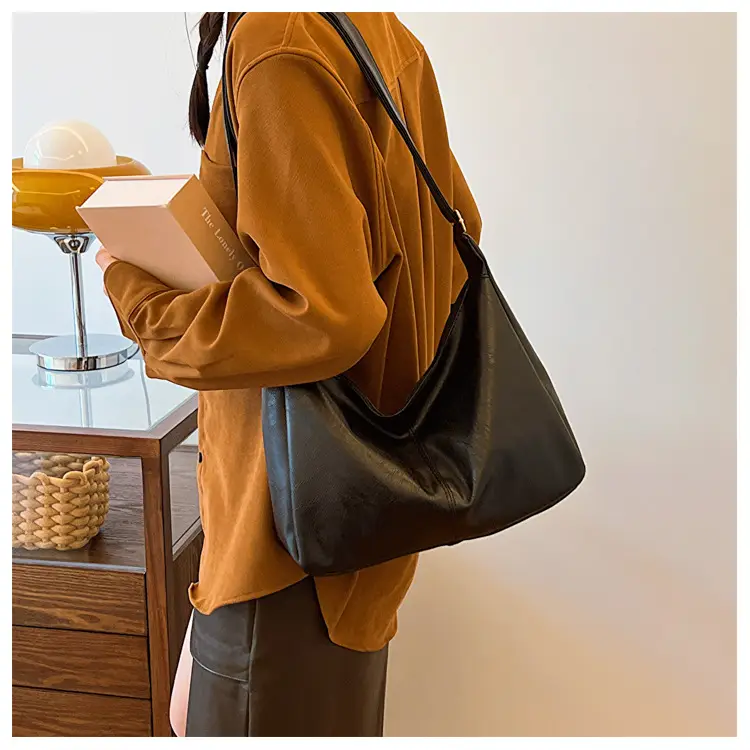 Soft PU Shoulder Bag Women's 2023 Autumn Winter New — feature 19