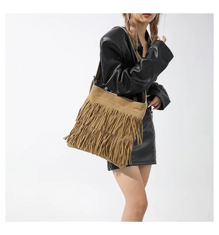 Women's Black Tassel Shoulder Bag Autumn 2023 — feature 14