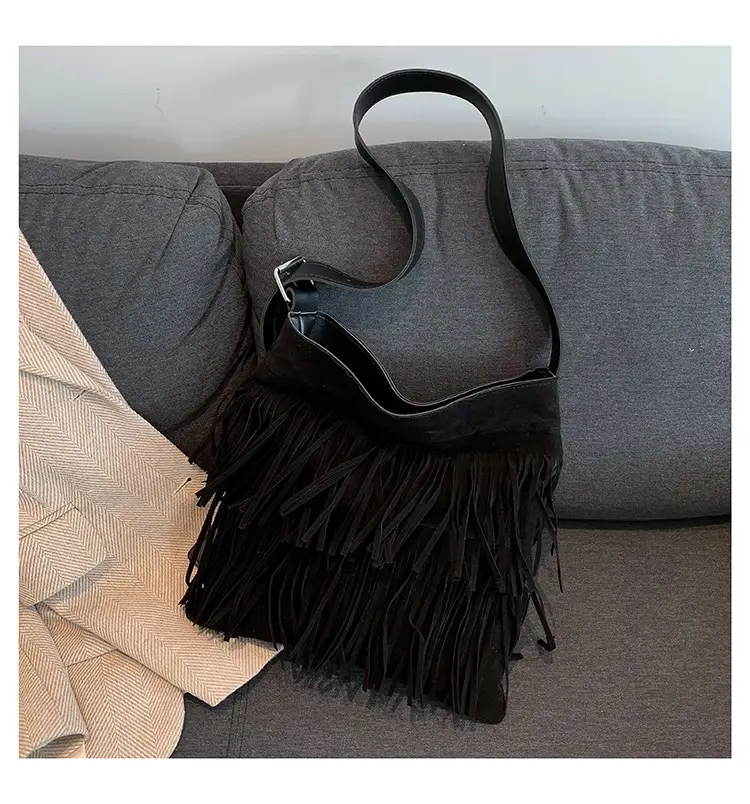 Women's Black Tassel Shoulder Bag Autumn 2023 — feature 21