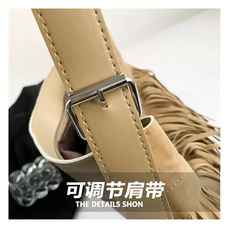 Women's Black Tassel Shoulder Bag Autumn 2023 — feature 4