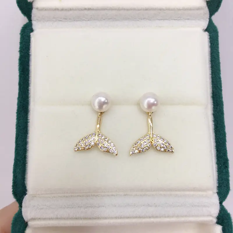 Zhuji Pearl Earrings 18K Gold Fishtail Design — feature 3