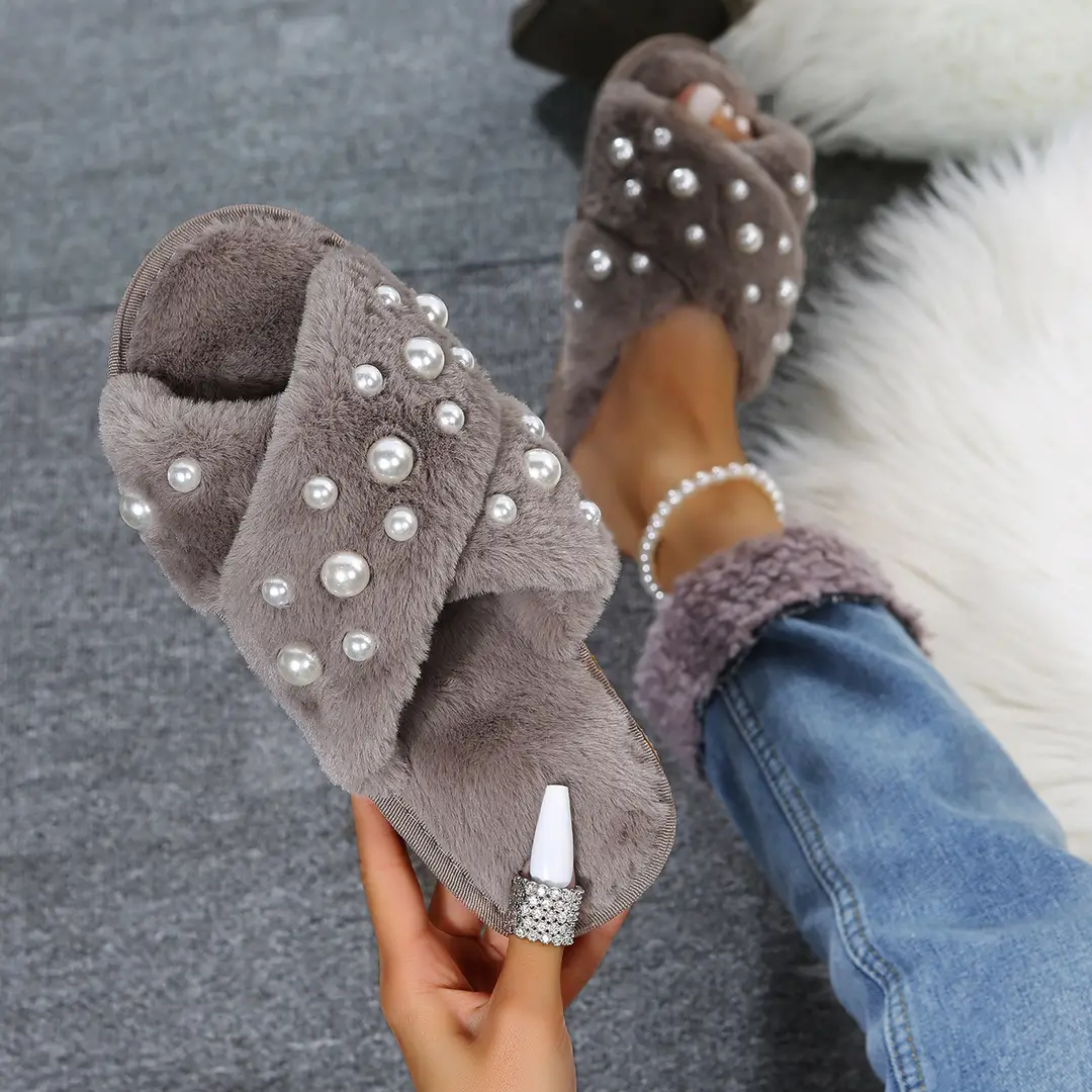 European and American Style Home 2026 New Flat Pearl Cross-Tie Furry Slippers for Women, Candy-Colored Cotton Slippers for Women — feature 10
