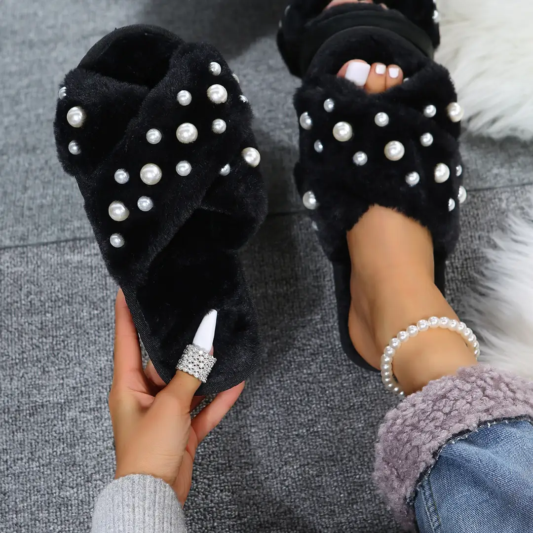 European and American Style Home 2026 New Flat Pearl Cross-Tie Furry Slippers for Women, Candy-Colored Cotton Slippers for Women — feature 11