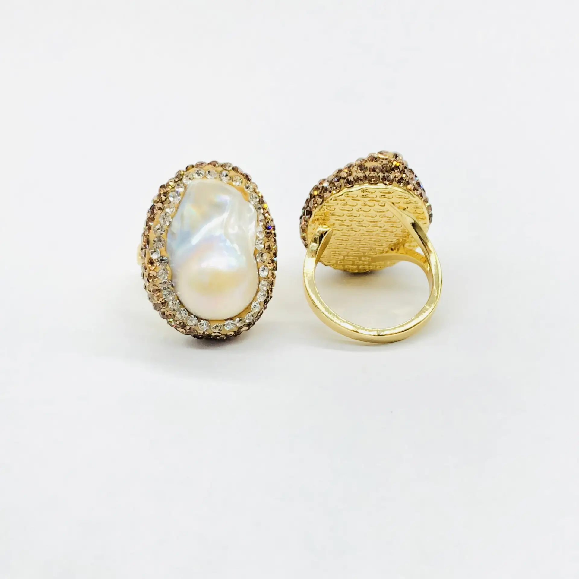 Freshwater Pearl Bus Index Finger Ring Meson Opening Copper Plated 18K — feature 2