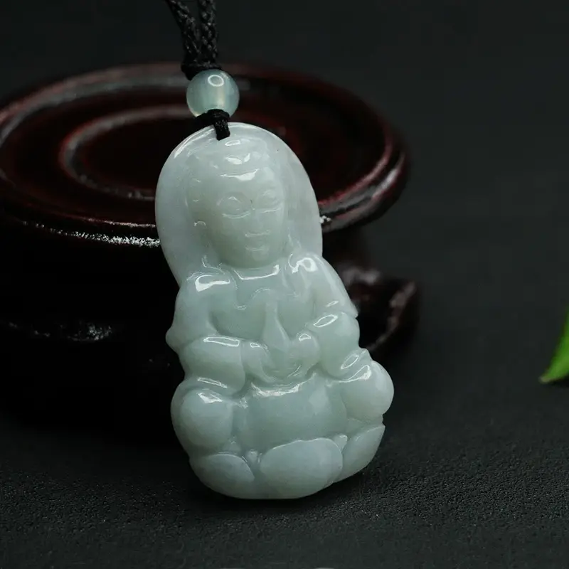 Aiyu Jade Buddha Pendant Green 18k Live Wholesale — feature 5