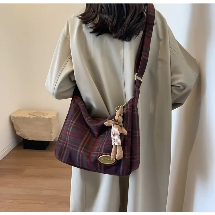 Women Plaid Wool Shoulder Bag Autumn Winter Niche Fashion — feature 12