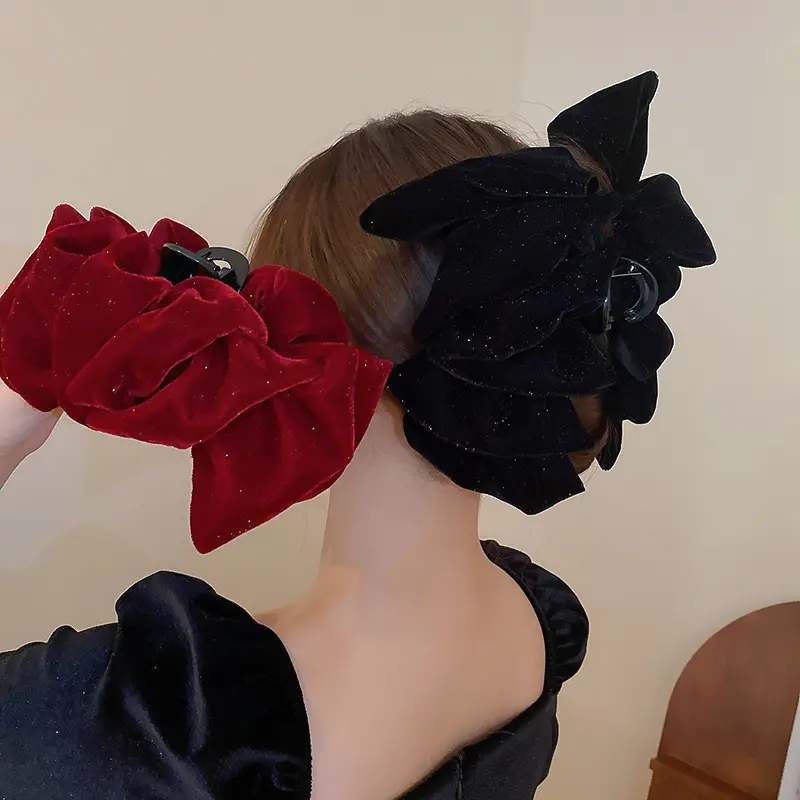 Black Star Bow Hairpin with Red Velvet Clip - Image 10