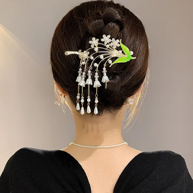 High-End Butterfly Hairpin with Rhinestone & Frog Buckle