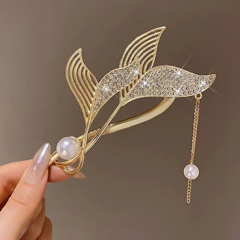 High-End Butterfly Hairpin with Rhinestone & Frog Buckle