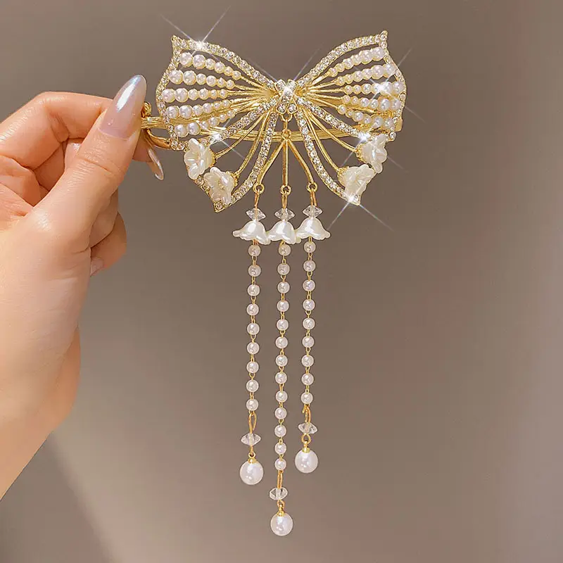 High-End Butterfly Hairpin with Rhinestone & Frog Buckle
