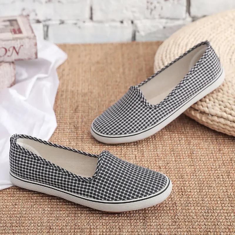 26 Styles of Spring Cloth Shoes for Elderly Women with Rubber Soles, Single Shoes for Middle-Aged and Elderly Mothers, Old Beijing Canvas Shoes with Non-Slip Soft Soles - Image 6