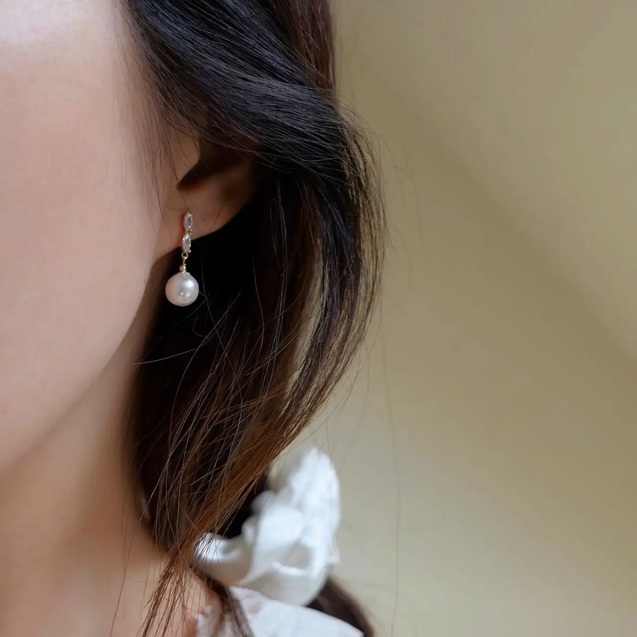 925 Silver Pearl Earrings Daily Wear - Image 3