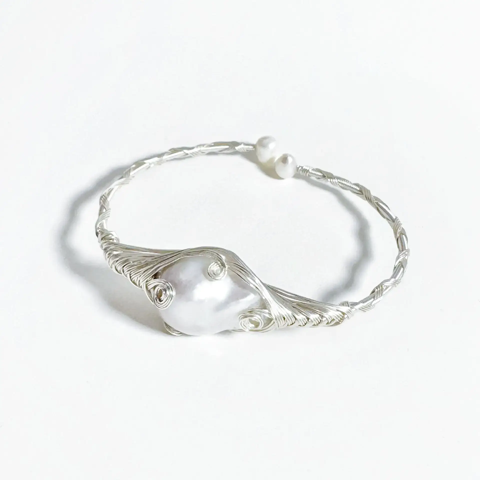 Pearl Braided Adjustable Bracelet for Men Women — feature 11