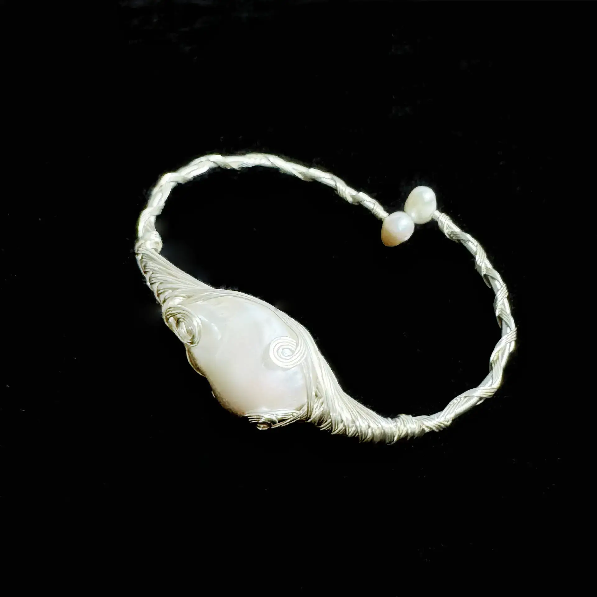 Pearl Braided Adjustable Bracelet for Men Women — feature 9
