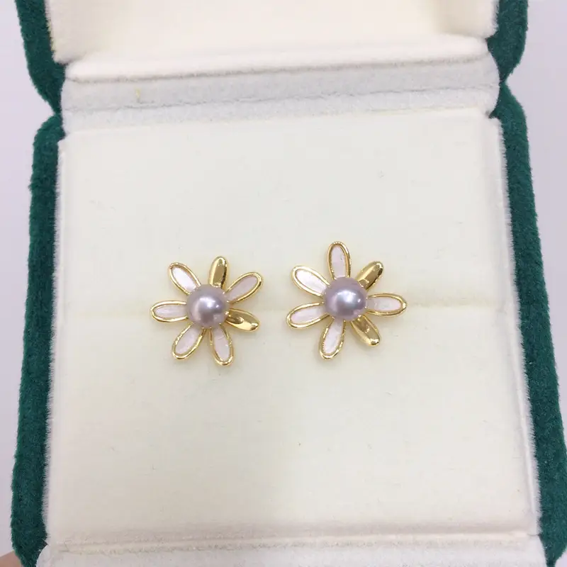 18K Gold Pearl Earrings for Women — feature 7