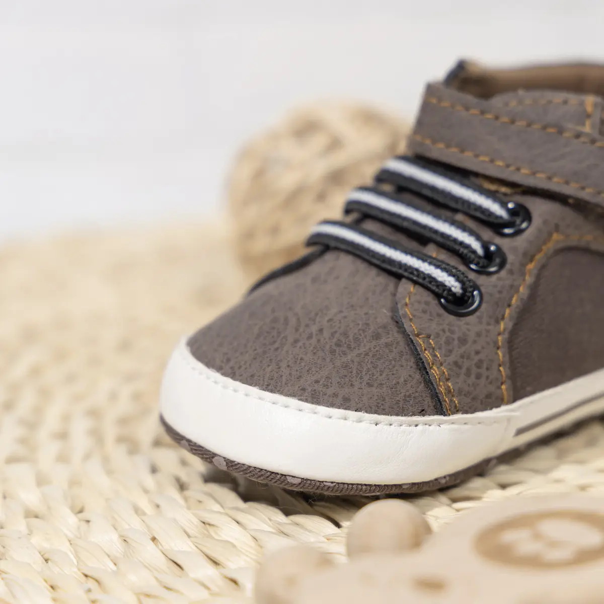 White PU Strap High-Top Baby Shoes for Toddlers — feature 29