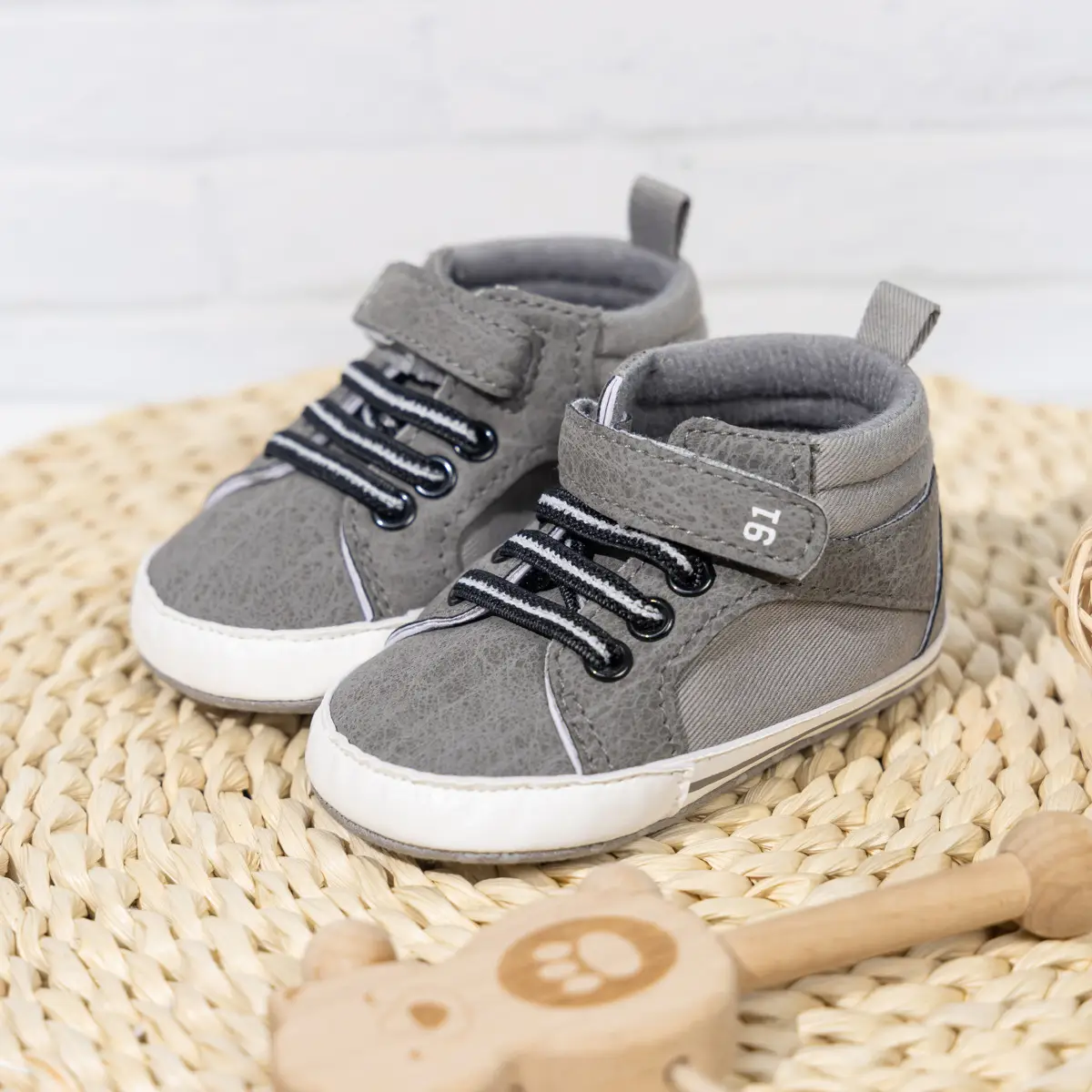 White PU Strap High-Top Baby Shoes for Toddlers — feature 9