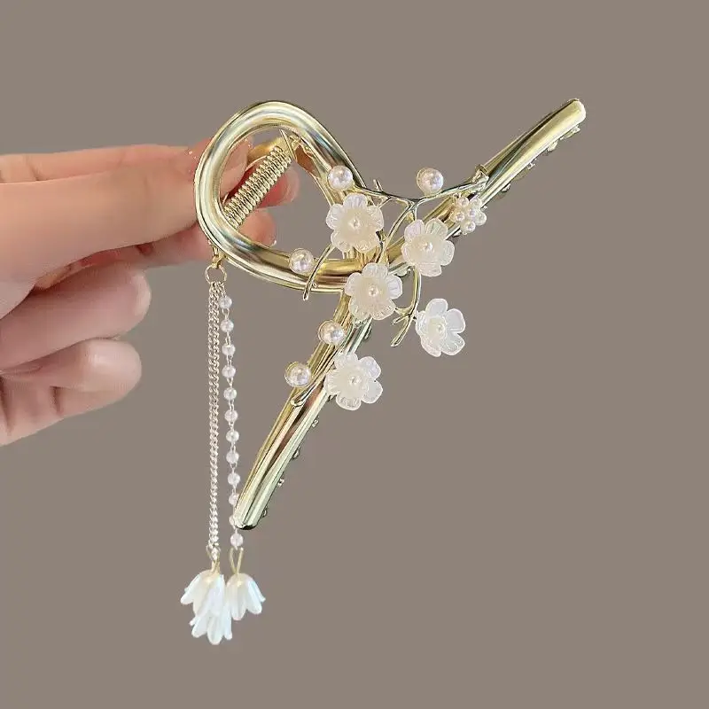 Fairy Flower Hairpin for Women with Pearl Tassel — feature 11