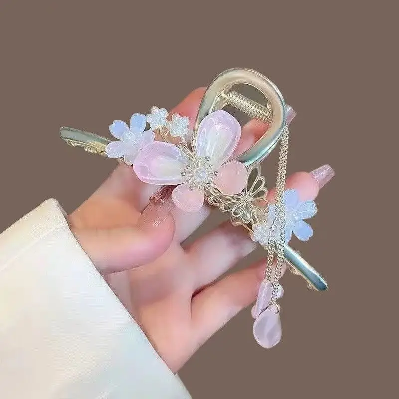 Fairy Flower Hairpin for Women with Pearl Tassel — feature 6