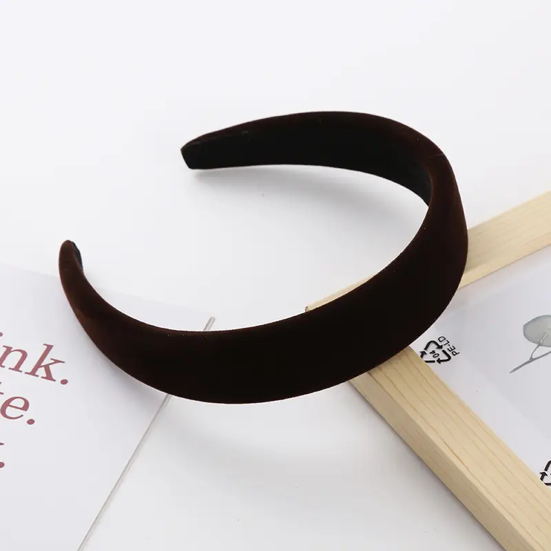 Velvet Skull Top Headband for Women Autumn Retro — feature 3