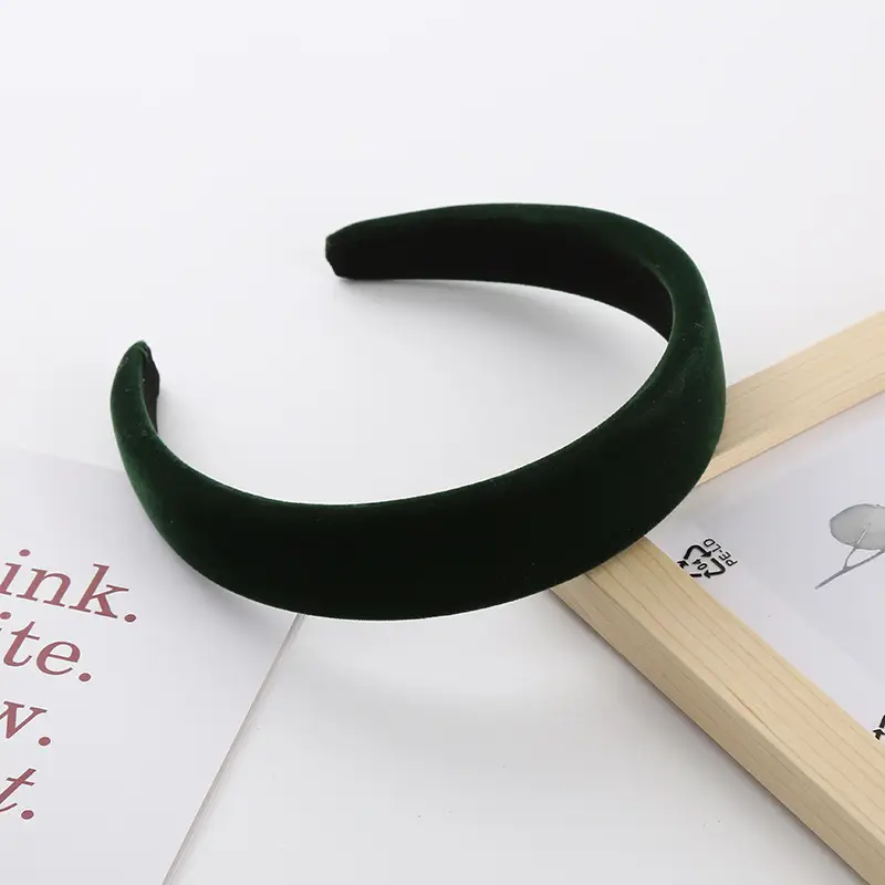 Velvet Skull Top Headband for Women Autumn Retro - Image 6