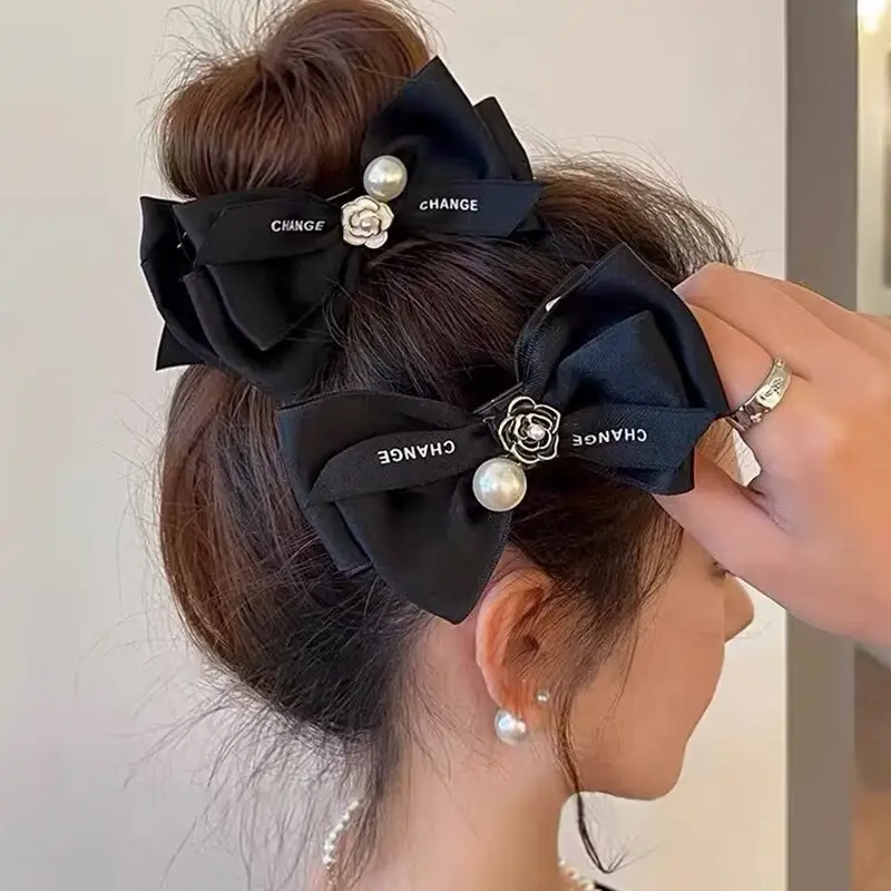Elegant Starry Bow Clip for Women with Shark Design - Image 8