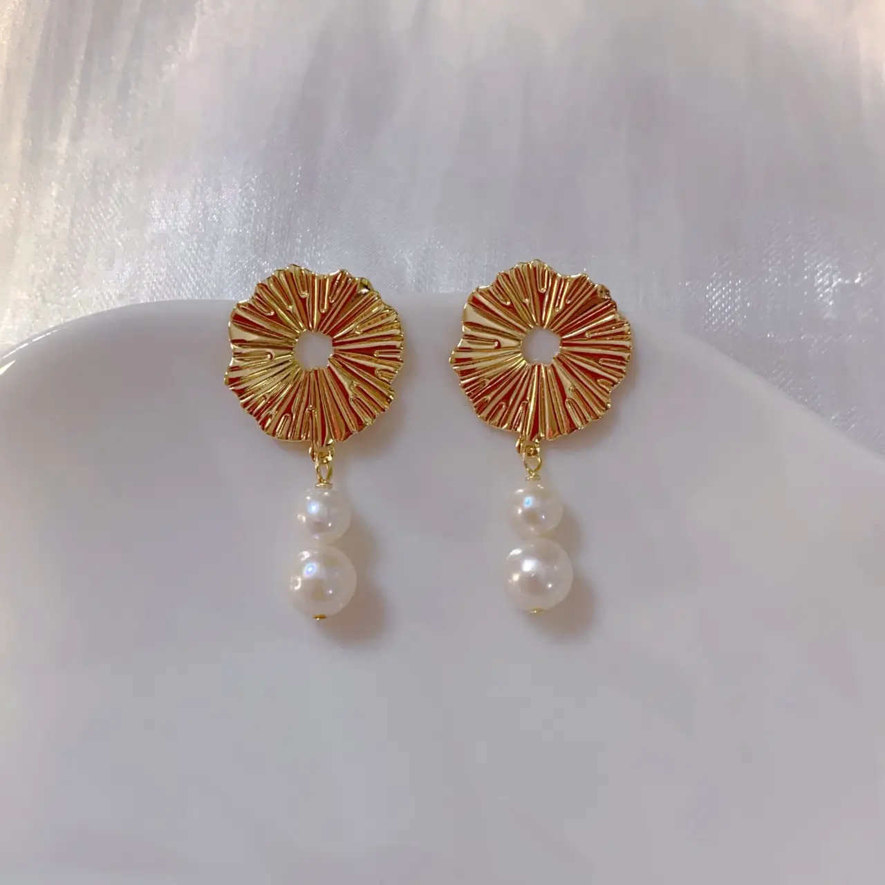 Natural Baroque Pearl Earrings Gold Sun Halo Design - Image 3
