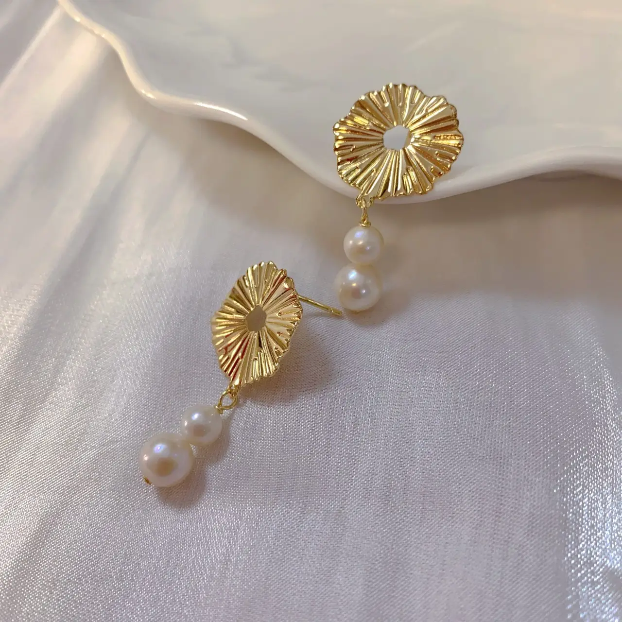 Natural Baroque Pearl Earrings Gold Sun Halo Design - Image 5