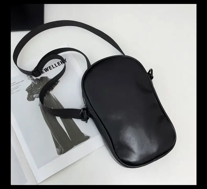Korean Style Skull Embroidery Shoulder Bag Black — feature 11