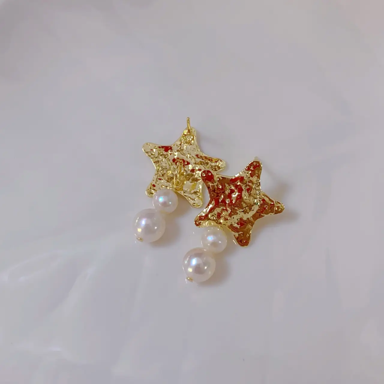 Star Scroll Pearl Earrings for Women French Style — feature 3