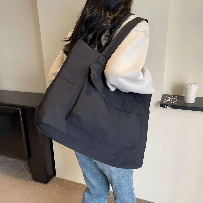 Lightweight Large Capacity Shoulder Bag for Women - Image 6