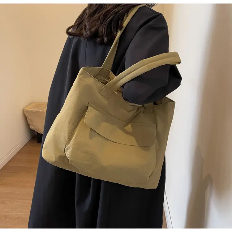 Lightweight Large Capacity Shoulder Bag for Women — feature 16